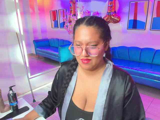 Alondra-gomex webcam