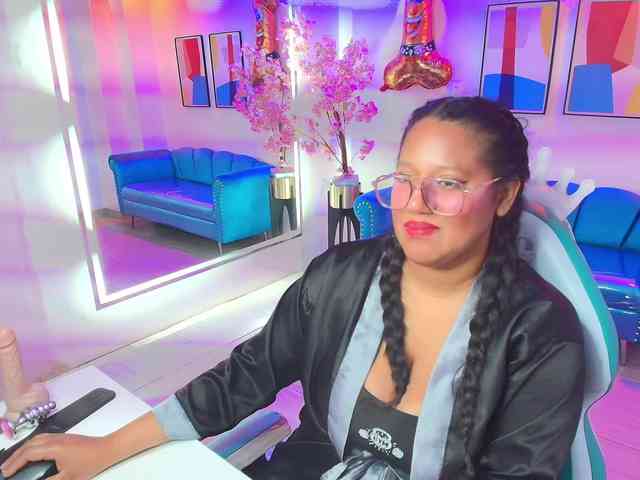 Alondra-gomex webcam