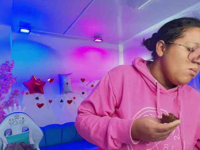 Alondra-gomex webcam