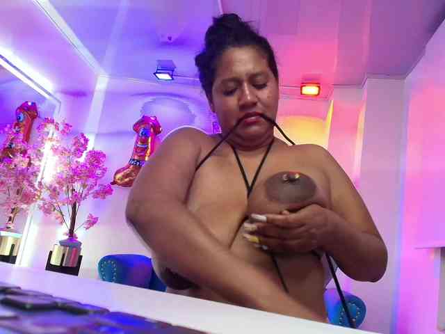 Alondra-gomex webcam