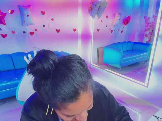 Alondra-gomex webcam