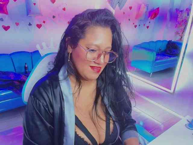 Alondra-gomex webcam