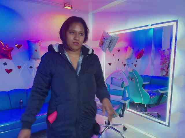 Alondra-gomex webcam