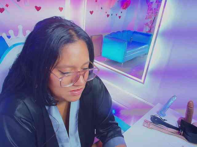 Alondra-gomex webcam