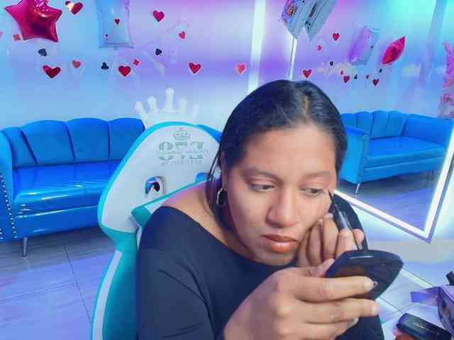 Alondra-gomex webcam