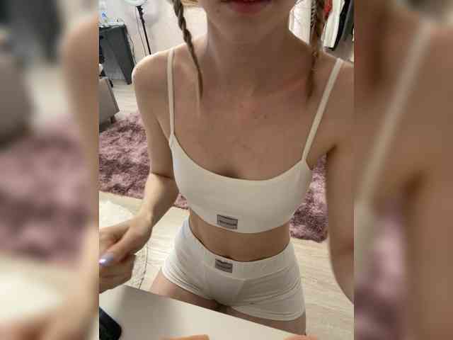 Sweet-and-Horny webcam