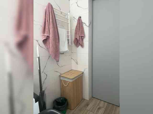 Sweet-and-Horny webcam