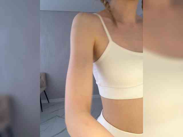 Sweet-and-Horny webcam