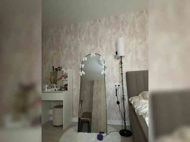 Sweet-and-Horny webcam