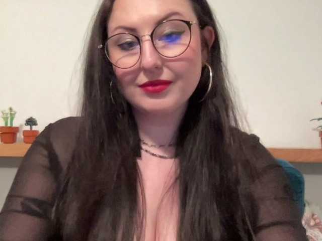DorothyKiss webcam