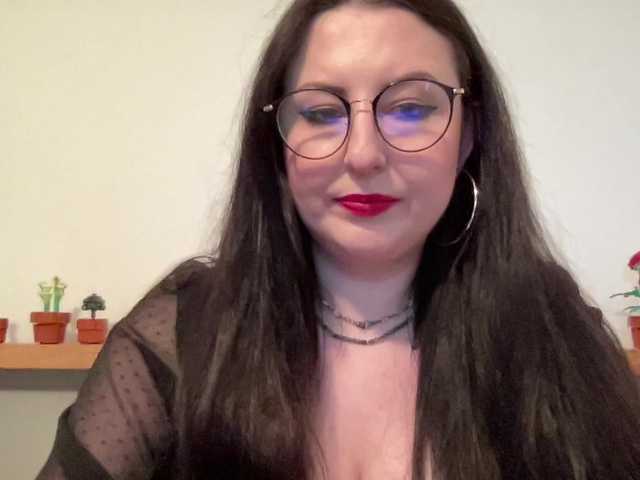 DorothyKiss webcam bongacams model stream image