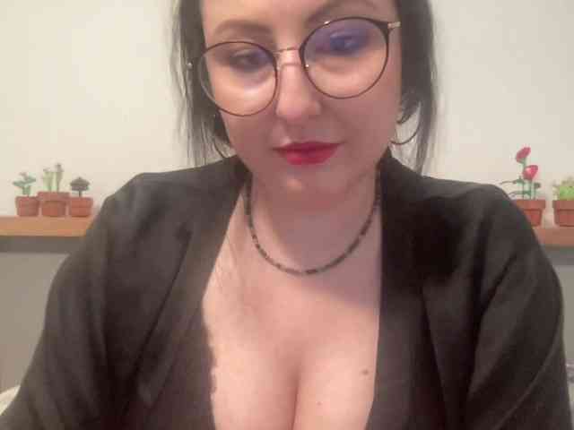 DorothyKiss webcam