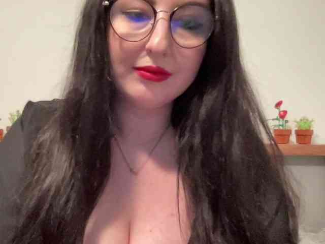DorothyKiss webcam