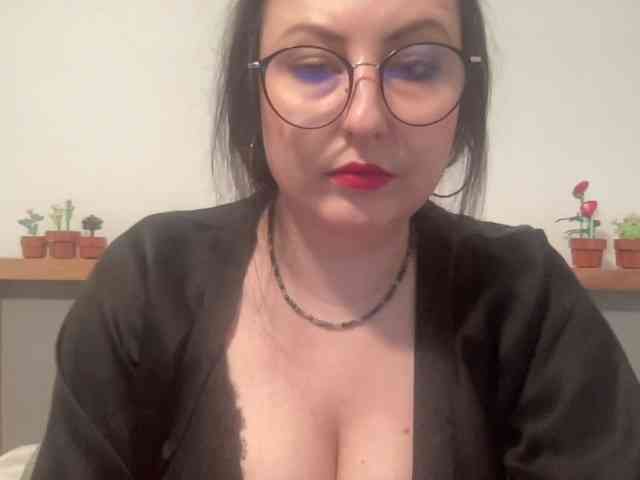 DorothyKiss webcam