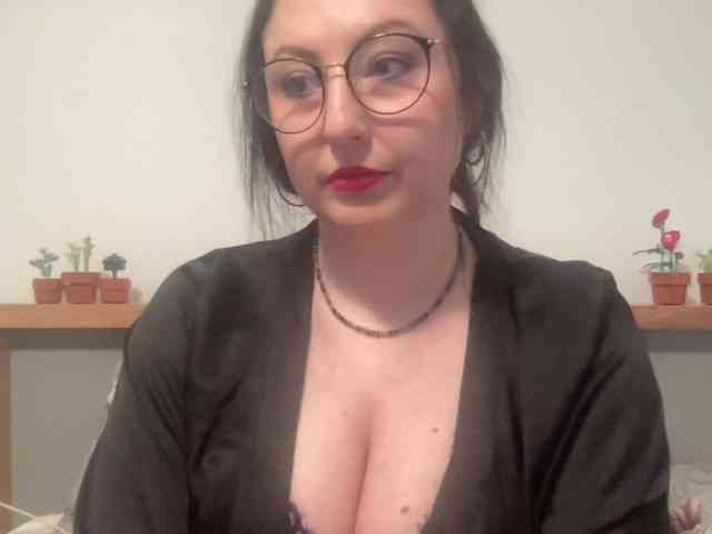 DorothyKiss webcam