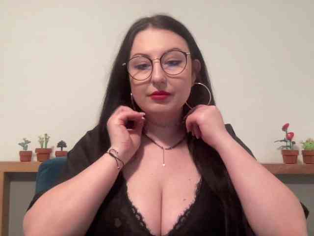 DorothyKiss webcam