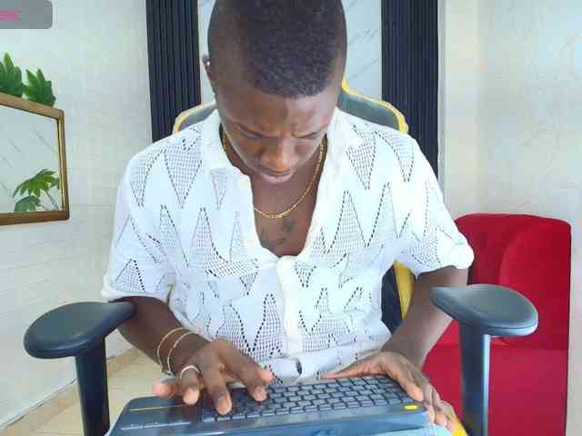 michelljoos Live Webcam on BongaCams