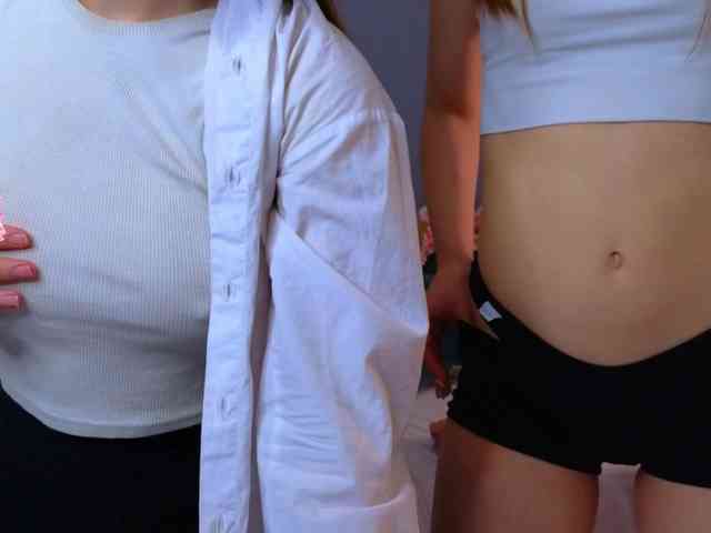 SilenTills Live Webcam on BongaCams