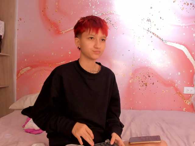 Jessi-Rossee's BongaCams show and profile