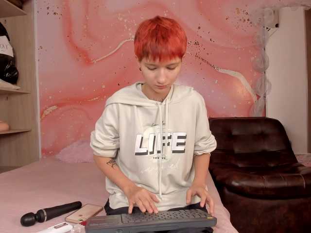 Jessi-Rossee's BongaCams show and profile