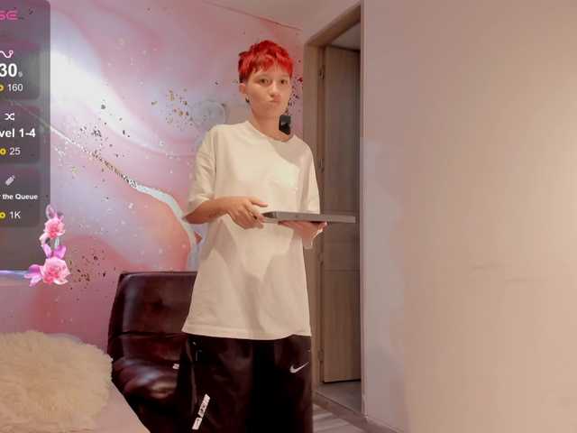 Jessi-Rossee's BongaCams show and profile