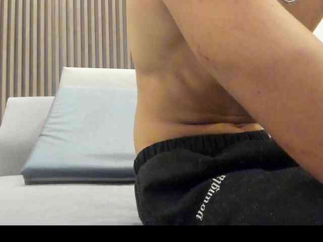 Noahxvalko Live Webcam on BongaCams