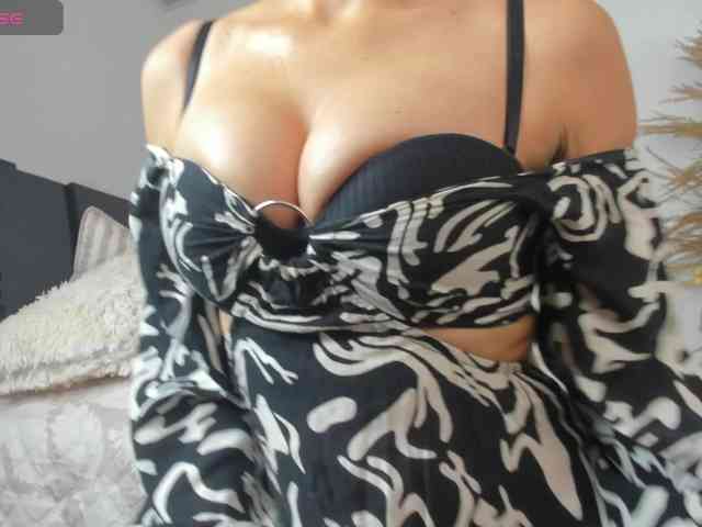 dakotacarvajal webcam