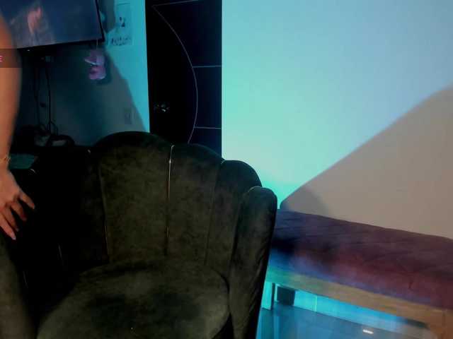 sweetcamy's BongaCams show and profile