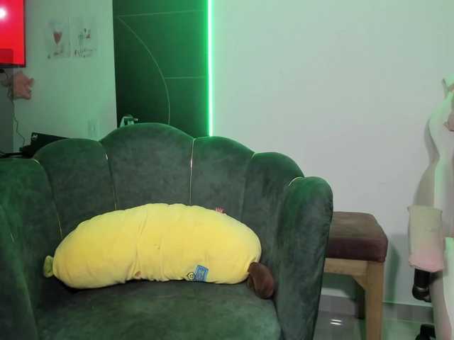 sweetcamy's BongaCams show and profile