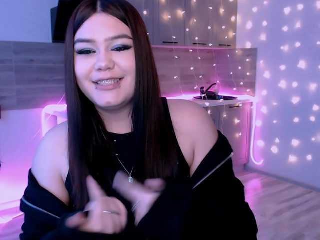 MonicaMiller from BongaCams