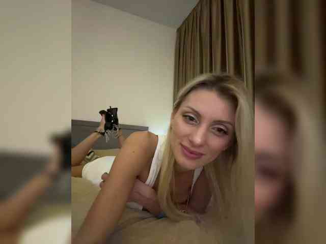 KarinaSim webcam