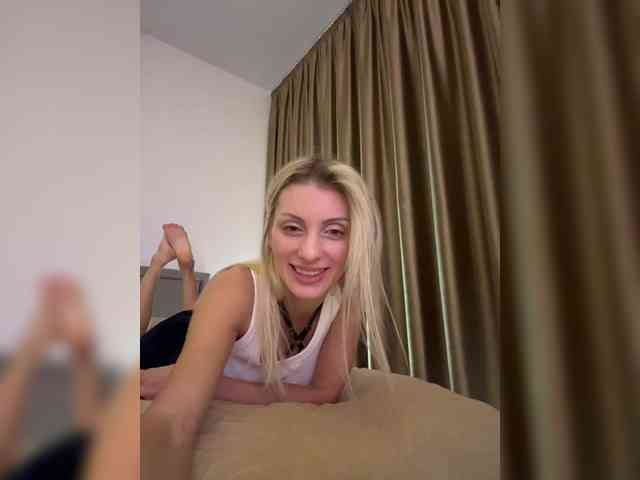 KarinaSim webcam