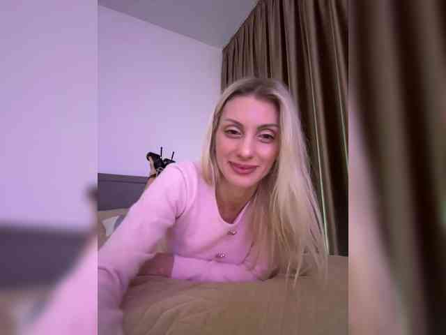 KarinaSim webcam