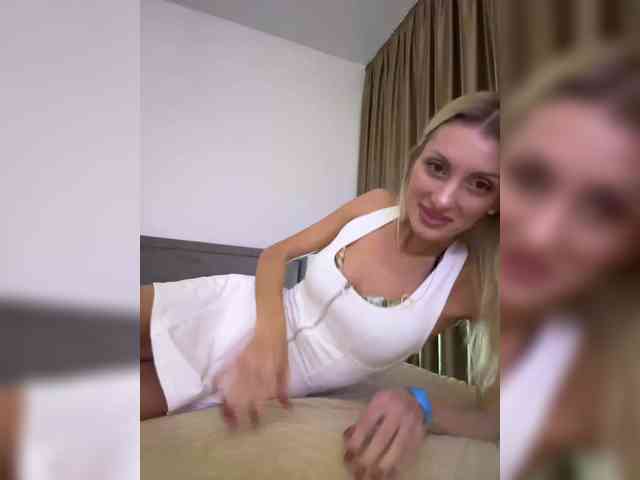 KarinaSim webcam