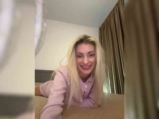KarinaSim webcam