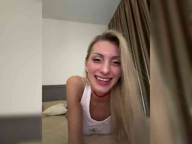 KarinaSim webcam