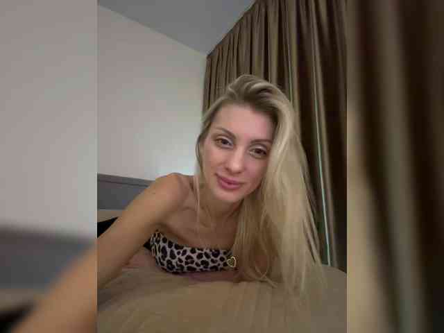 KarinaSim webcam