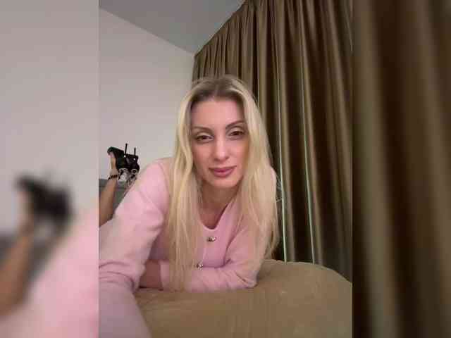 KarinaSim webcam