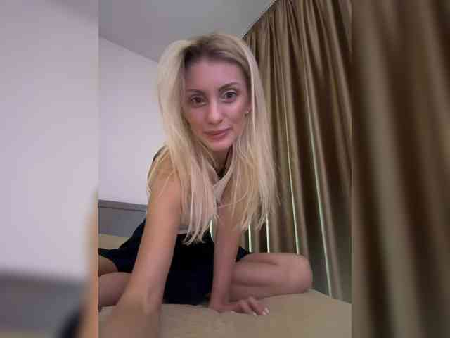 KarinaSim webcam