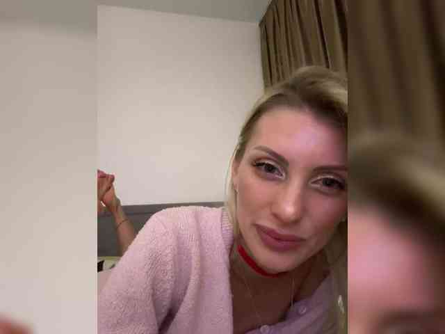 KarinaSim webcam