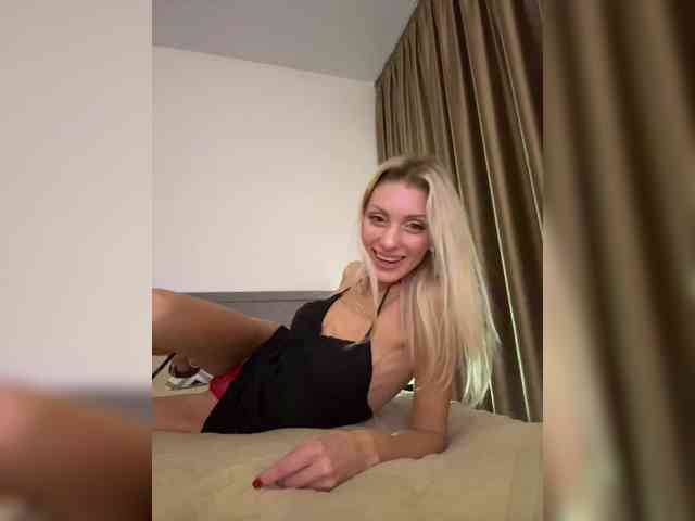 KarinaSim webcam