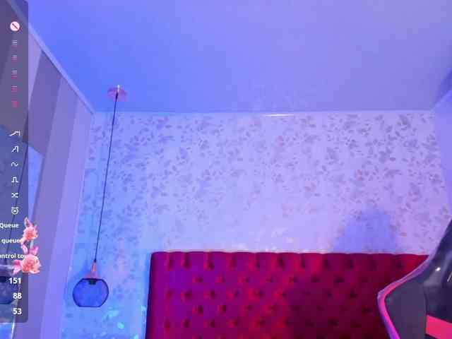 camiiraux Live Webcam on BongaCams