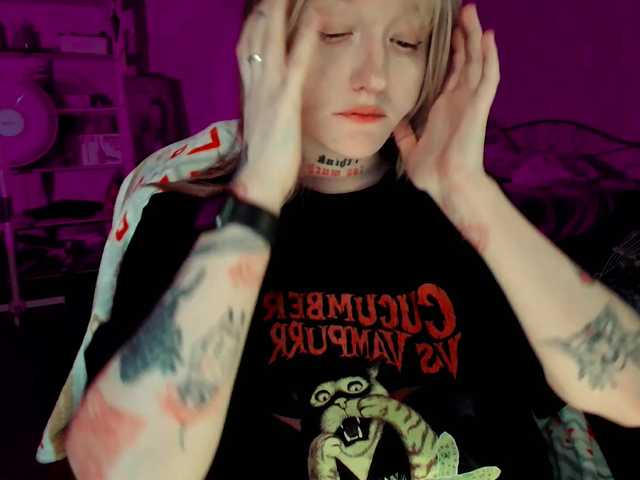 raingurl's BongaCams show and profile