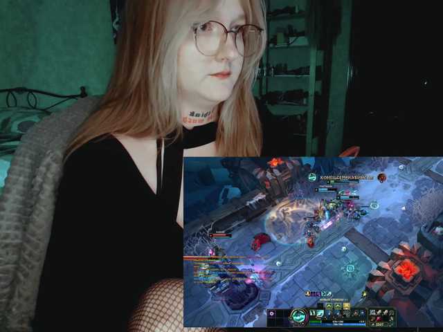 raingurl's BongaCams show and profile