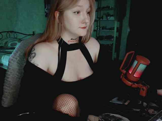 raingurl webcam