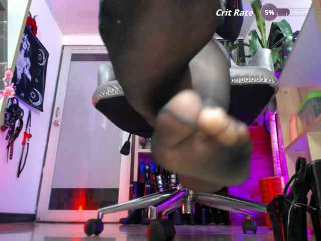 Miss_Saralovens webcam