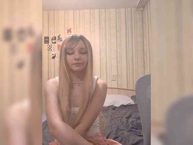 Nora_Lane webcam