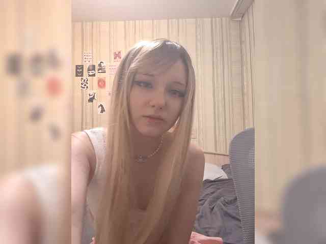 Nora_Lane webcam