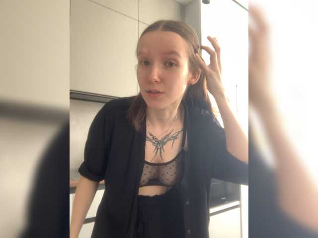 AnyaBerG's BongaCams show and profile