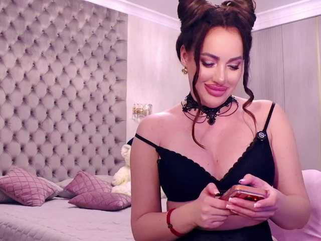 TianaPosh's BongaCams show and profile